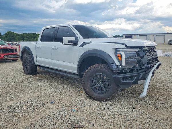 2025 FORD F150
