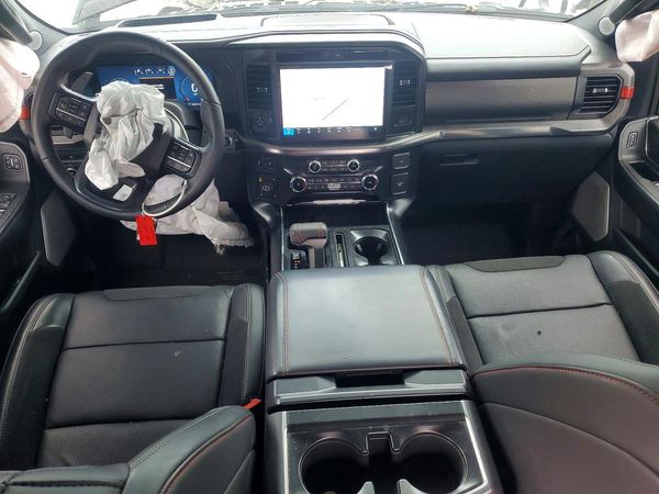 2025 FORD F150
