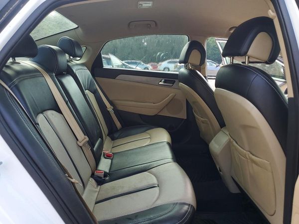 2017 HYUNDAI SONATA SE, Eco