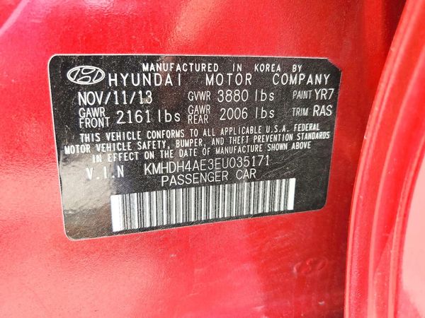 2014 HYUNDAI ELANTRA