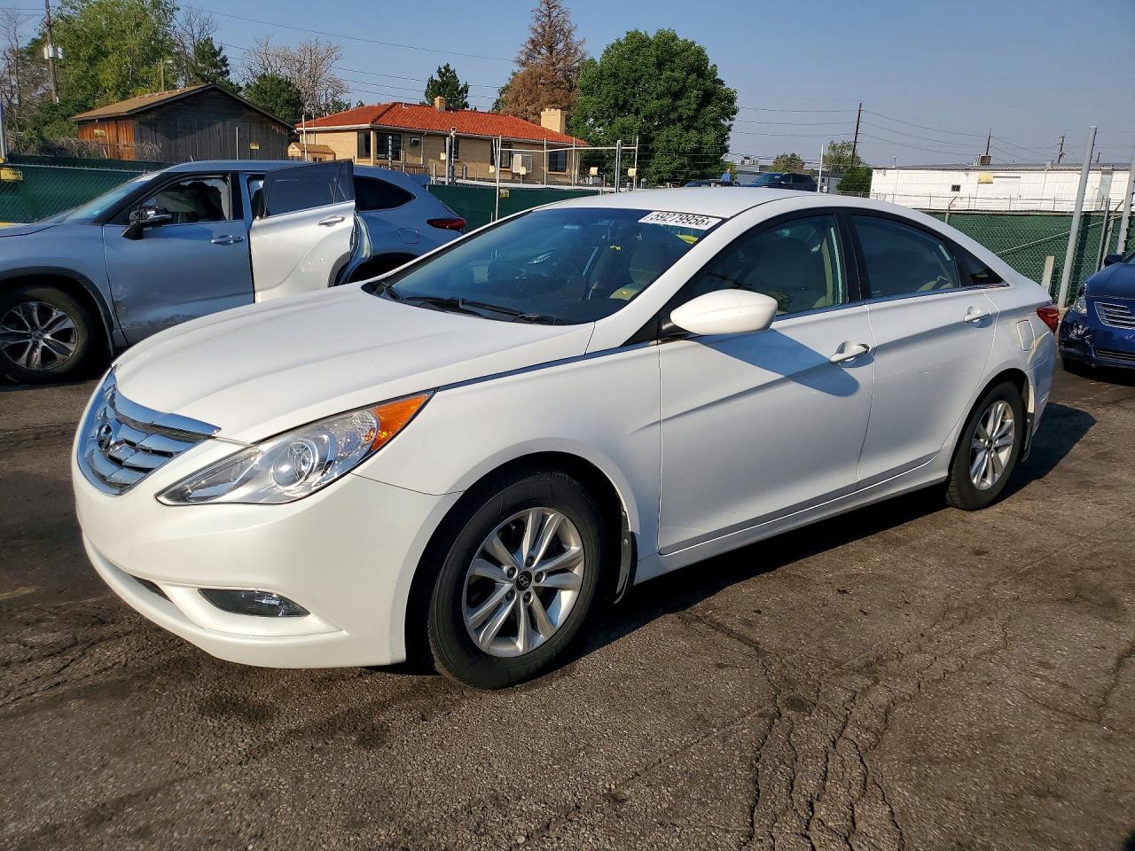 2013 HYUNDAI SONATA GLS/ GLS Popular