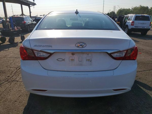 2013 HYUNDAI SONATA GLS/ GLS Popular
