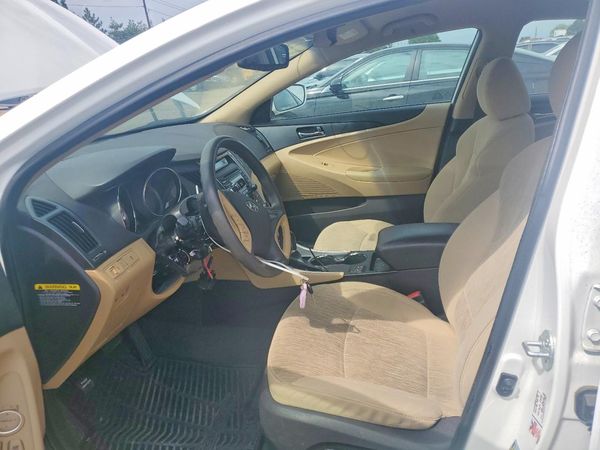 2013 HYUNDAI SONATA GLS/ GLS Popular
