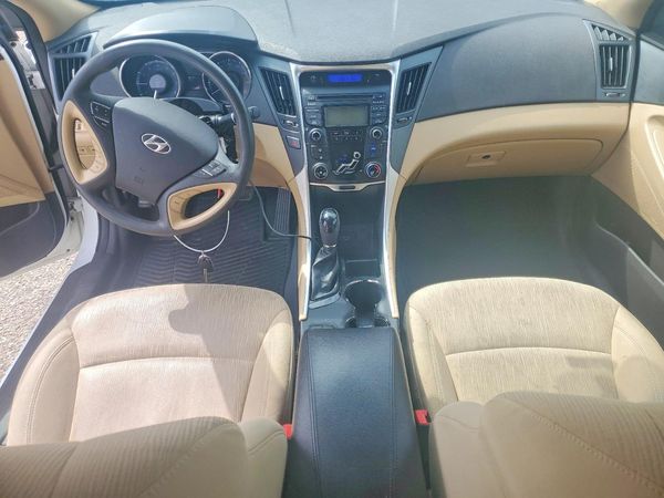 2013 HYUNDAI SONATA GLS/ GLS Popular