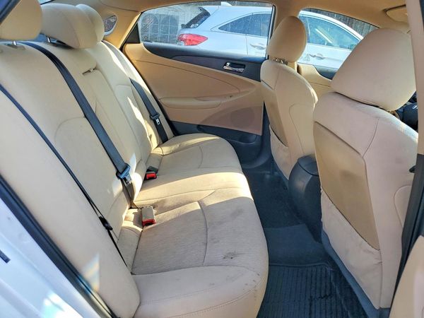 2013 HYUNDAI SONATA GLS/ GLS Popular