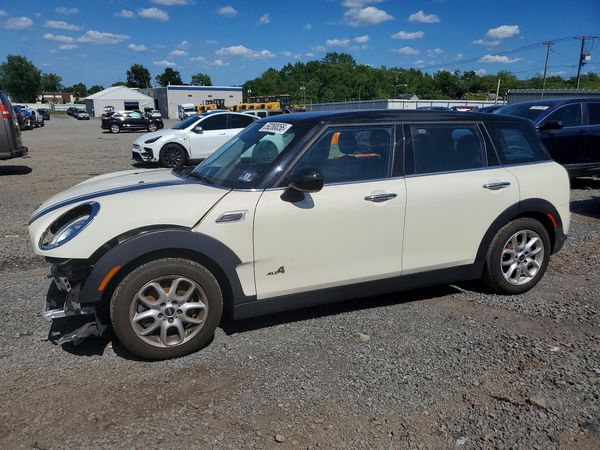 2017 MINI COOPER