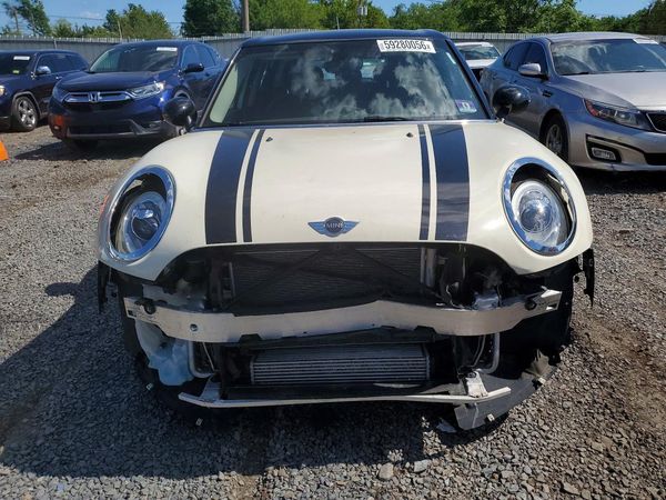 2017 MINI COOPER