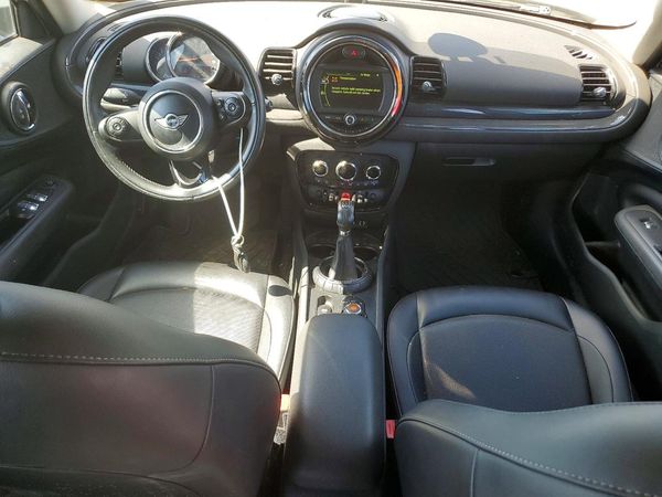 2017 MINI COOPER