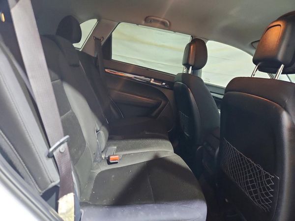 2014 KIA SORENTO Base/ LX