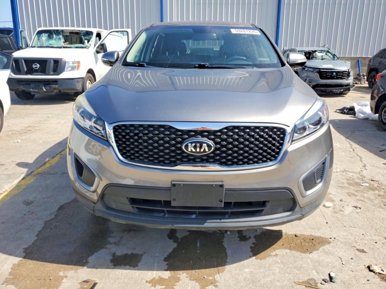 2016 KIA SORENTO L / LX