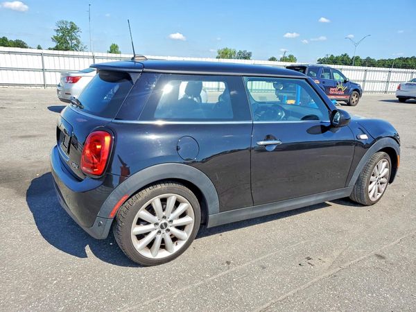 2019 MINI COOPER