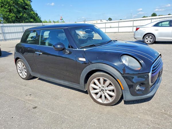 2019 MINI COOPER