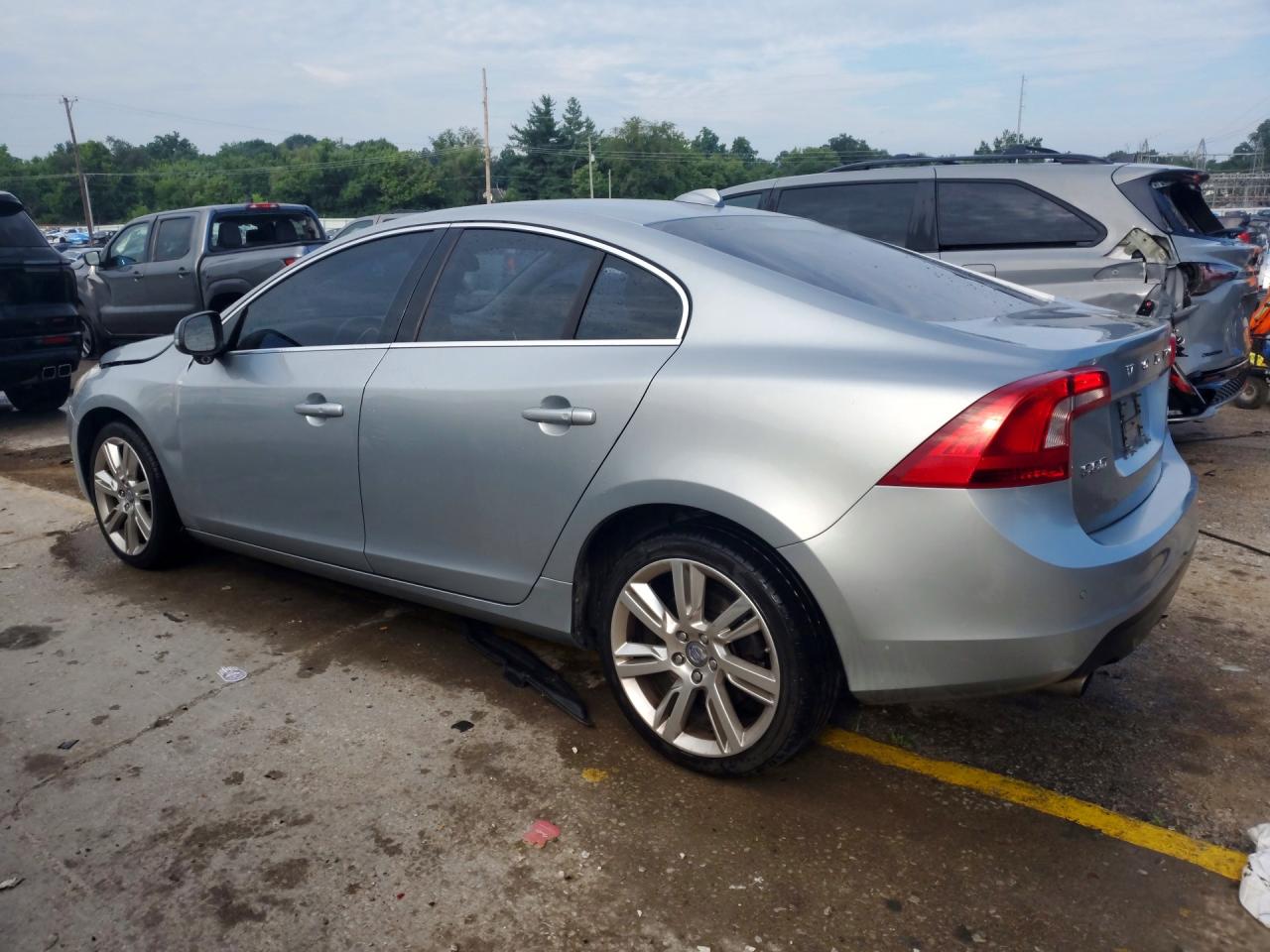 2012 VOLVO S60