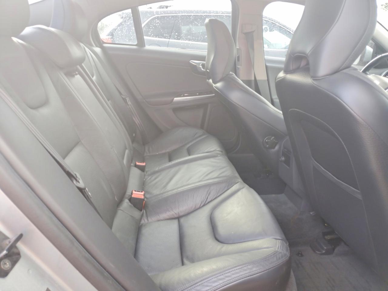 2012 VOLVO S60