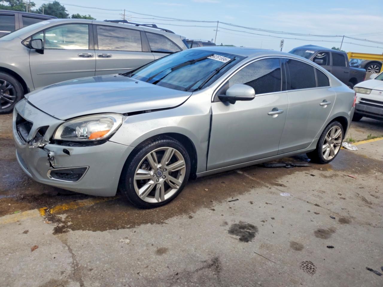 2012 VOLVO S60