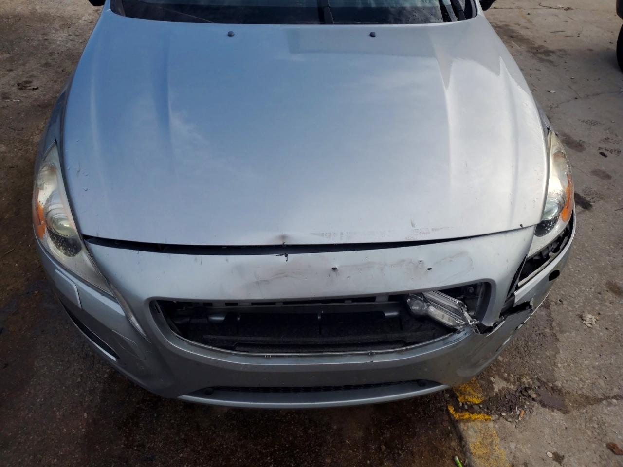 2012 VOLVO S60
