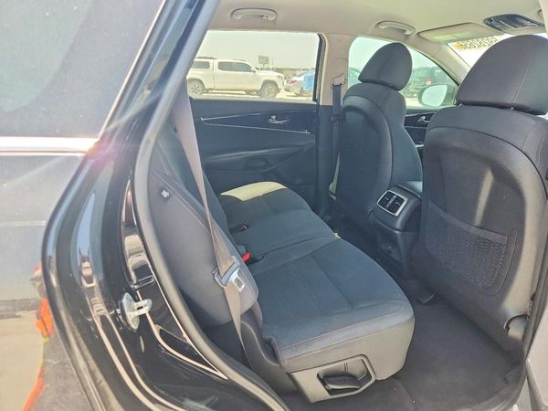 2019 KIA SORENTO L, LX, S