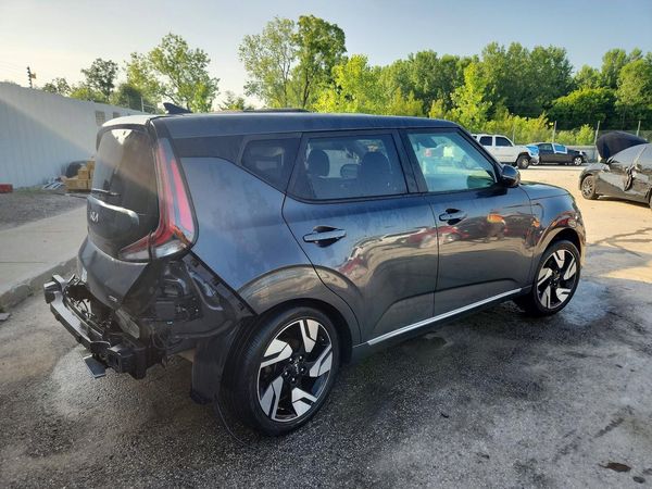 2023 KIA SOUL GT Line