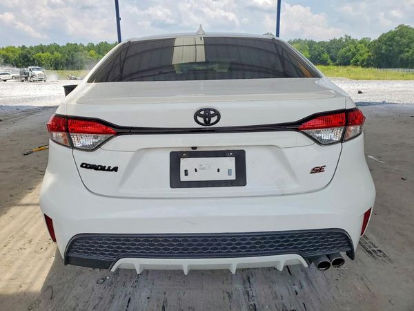 2021 TOYOTA COROLLA SE, MT
