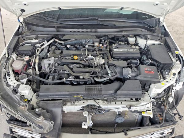 2021 TOYOTA COROLLA SE, MT