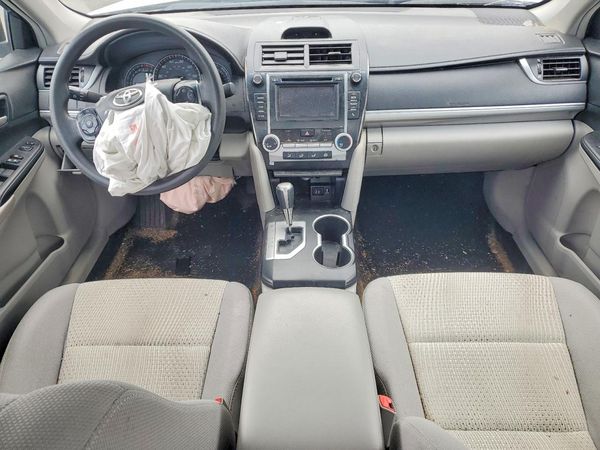 2014 TOYOTA CAMRY