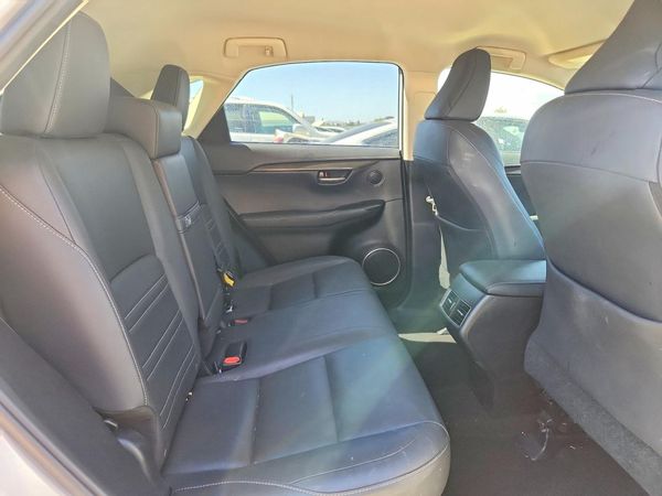 2016 LEXUS NX 200T FWD 200t Luxury