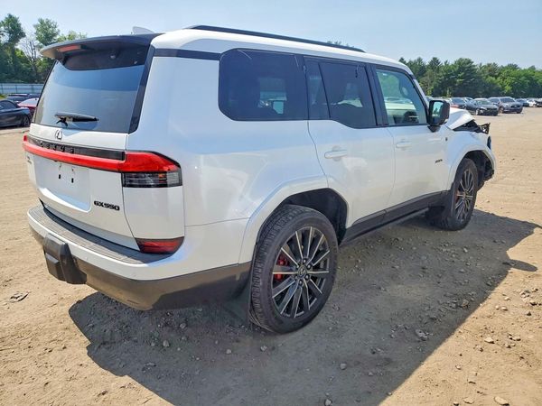 2025 LEXUS GX 550