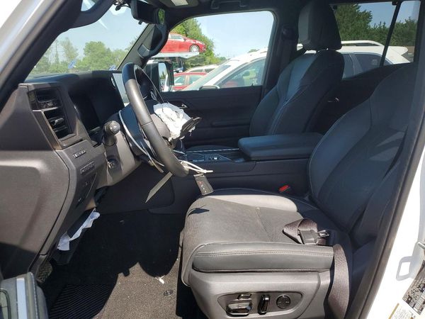 2025 LEXUS GX 550