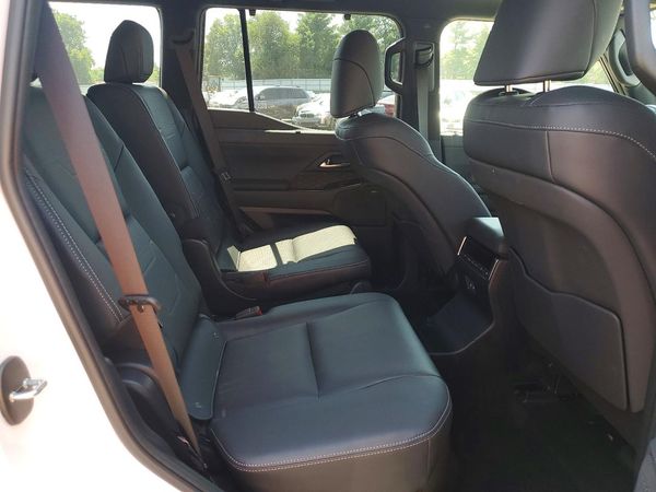 2025 LEXUS GX 550
