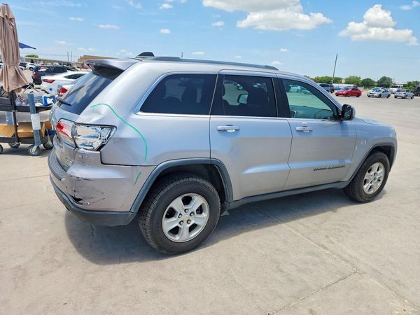 2017 JEEP GRAND CHEROKEE LAREDO 4X2