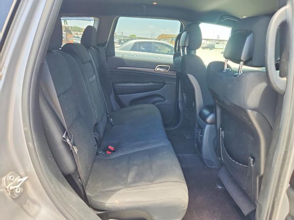 2017 JEEP GRAND CHEROKEE LAREDO 4X2