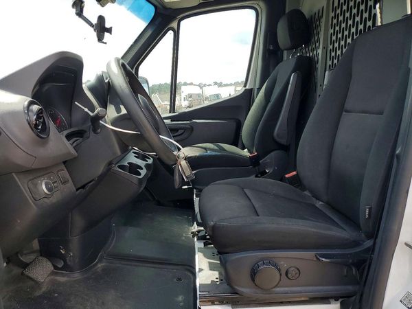 2024 MERCEDES-BENZ SPRINTER 907 (VS30)
