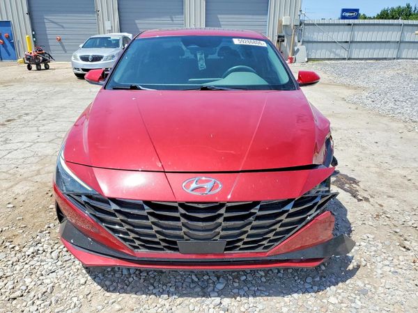 2021 HYUNDAI ELANTRA