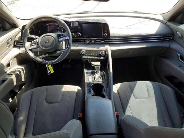2021 HYUNDAI ELANTRA