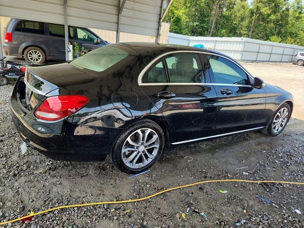 2015 MERCEDES-BENZ C Base