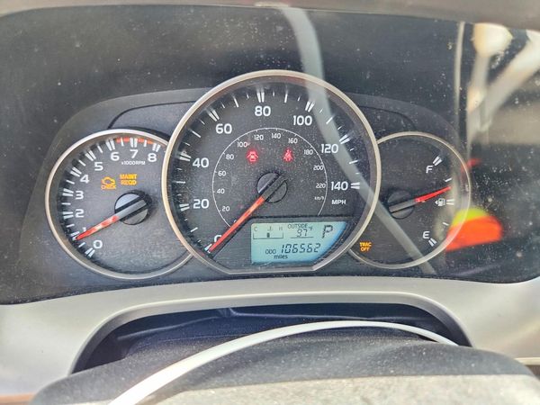 2016 TOYOTA RAV4 LE (X Grade)