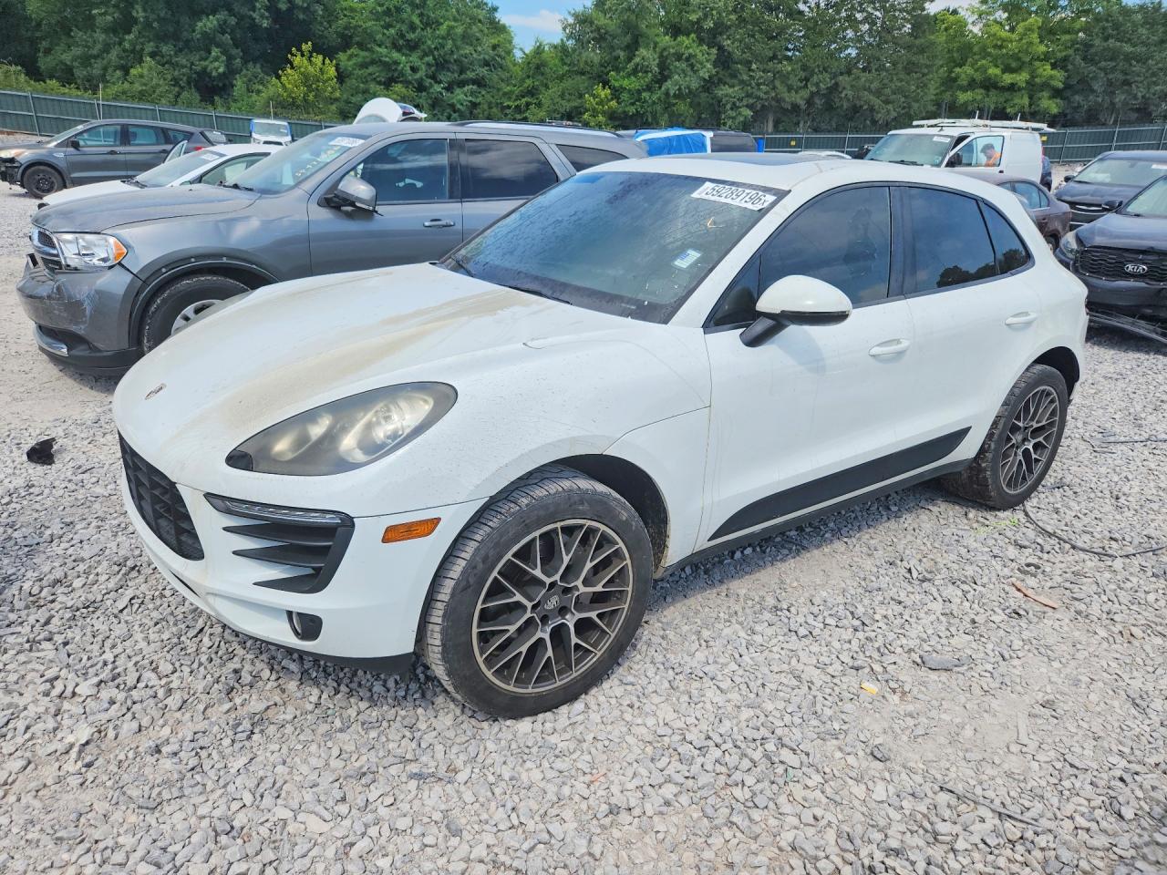 2015 PORSCHE MACAN