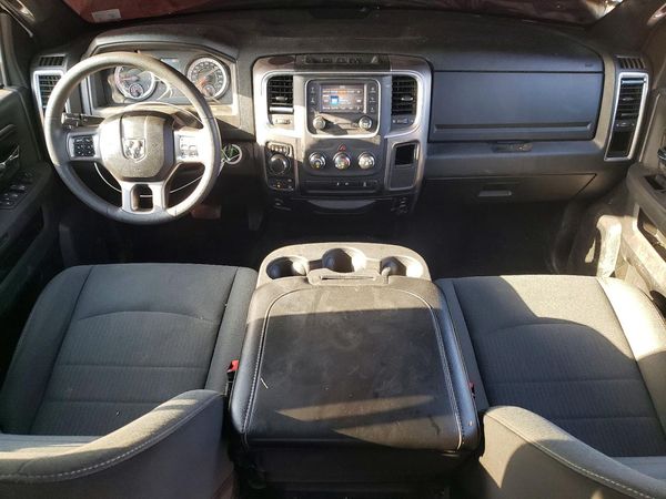 2024 RAM 1500 SLT / Warlock