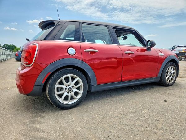 2015 MINI COOPER