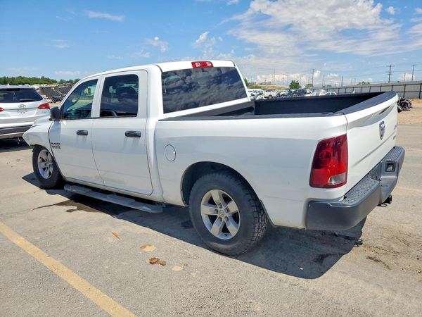 2015 RAM 1500 ST