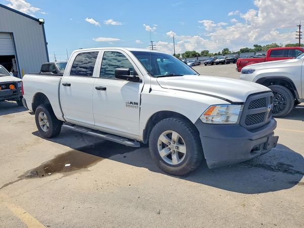2015 RAM 1500 ST
