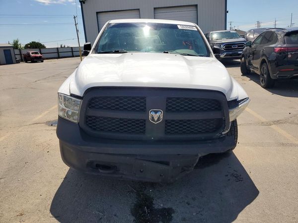 2015 RAM 1500 ST