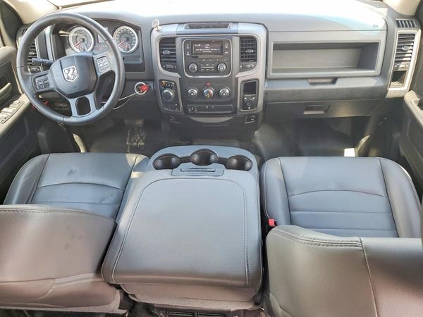 2015 RAM 1500 ST