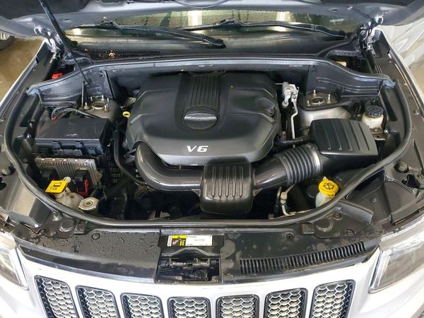 2015 JEEP GRAND CHEROKEE LAREDO 4X4