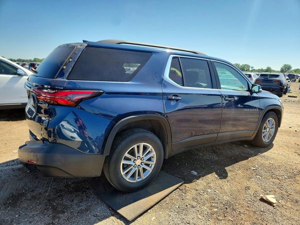 2022 CHEVROLET TRAVERSE LT