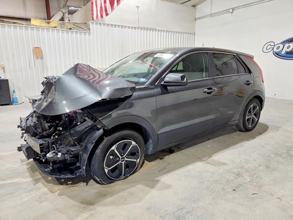 2026 KIA NIRO LX