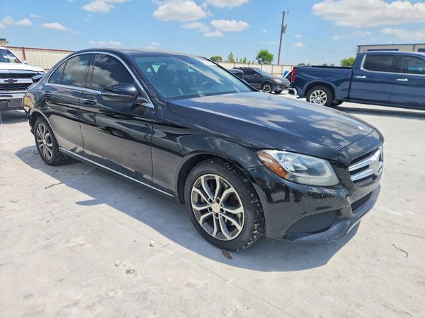 2016 MERCEDES-BENZ C C300