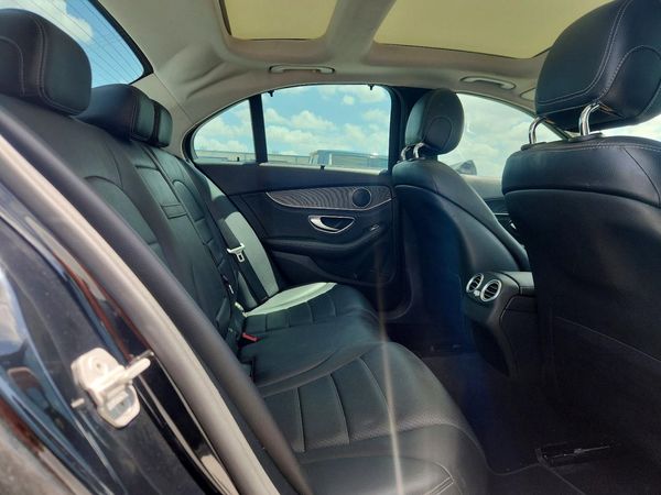 2016 MERCEDES-BENZ C C300