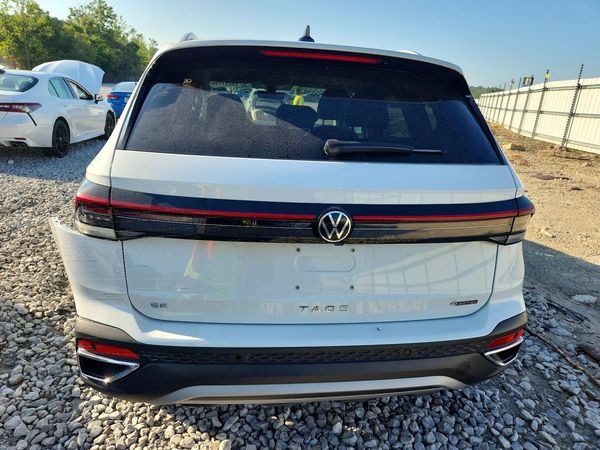 2025 VOLKSWAGEN TAOS 4Motion SE