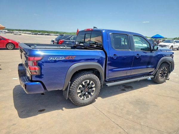 2022 NISSAN FRONTIER Crew Cab